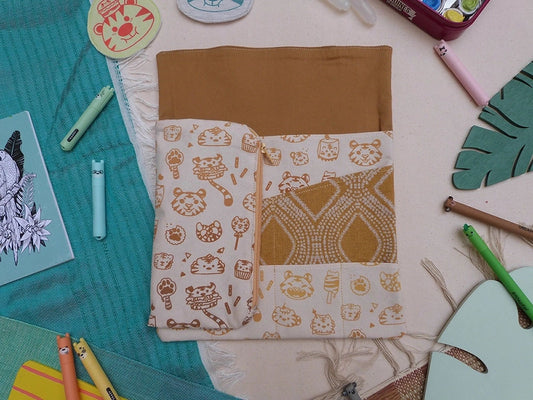 Partie interchangeable Crayons Luxe, motif Tigres. À intégrer dans le rouleau animal assorti.