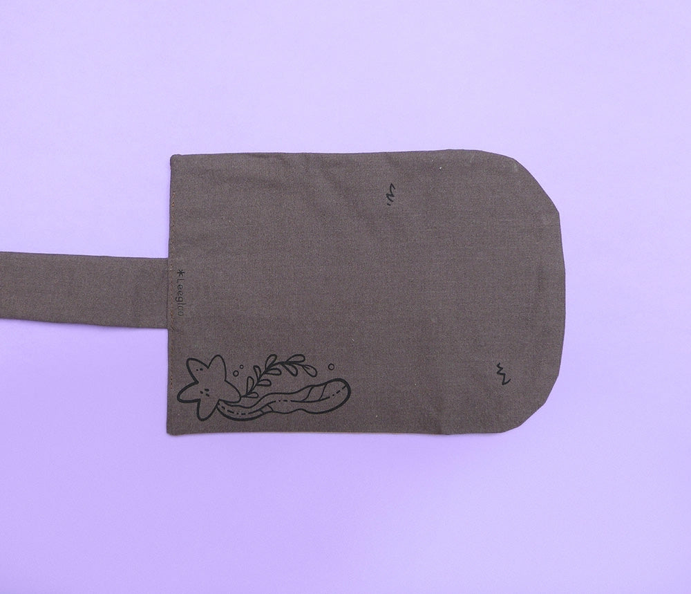 Trousse en forme de loutre. Super mignonne, idéale pour transporter ses fournitures de bureau !
