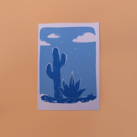 Carte d'un dans la nuit, avec un cactus, aloe vera et un lézard. Impression en sérigraphie artisanale.