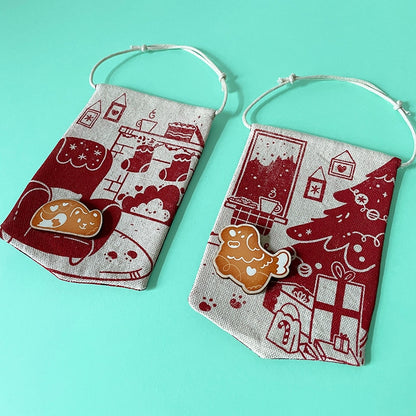 Red holiday decoration・Hanging banner
