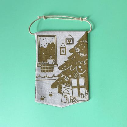 Red holiday decoration・Hanging banner