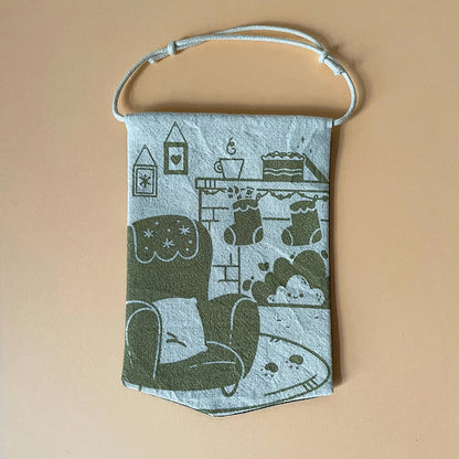 Green holiday decoration・Hanging banner