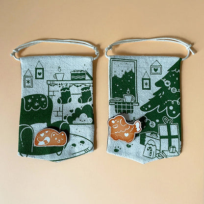 Green holiday decoration・Hanging banner