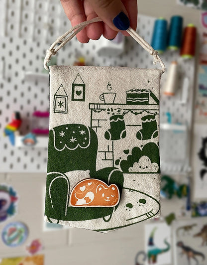 Green holiday decoration・Hanging banner