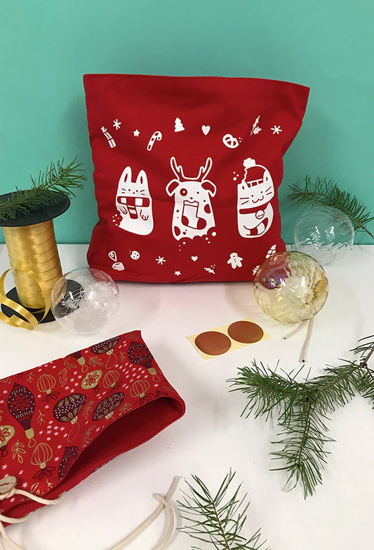 Pochette sérigraphiée artisanalement et entièrement faite à la main. Dessin animaux biscuits trop mignon.