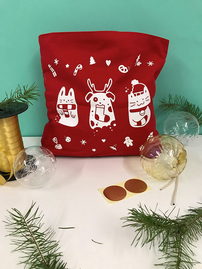 Pochette sérigraphiée artisanalement et entièrement faite à la main. Dessin animaux biscuits trop mignon.